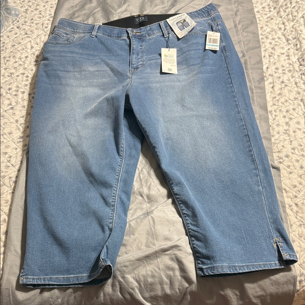 NWT Curve Appeal Blue Denim Capri Jean Pants 20w
